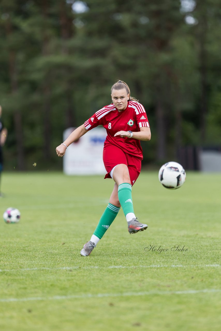 Bild 103 - F SV Boostedt - SV Fortuna St. Juergen : Ergebnis: 2:1